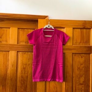 Lululemon Swiftly Tech short sleeve crew